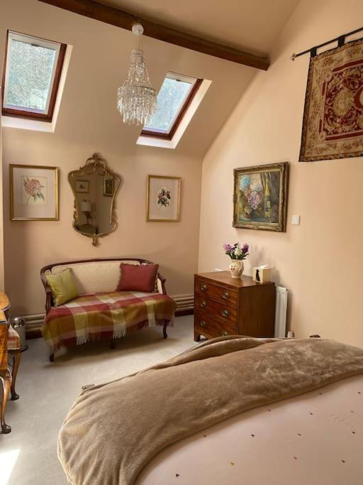 The Grooms Loft Self Contained Apartment Milton Abbas Buitenkant foto